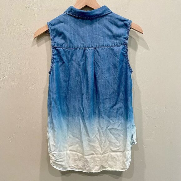 beachlunchlounge Blue Denim Sleeveless Top - Size: Small - Picture 2 of 6